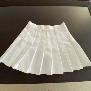 Skyr White Tennis Skirt, Size 10